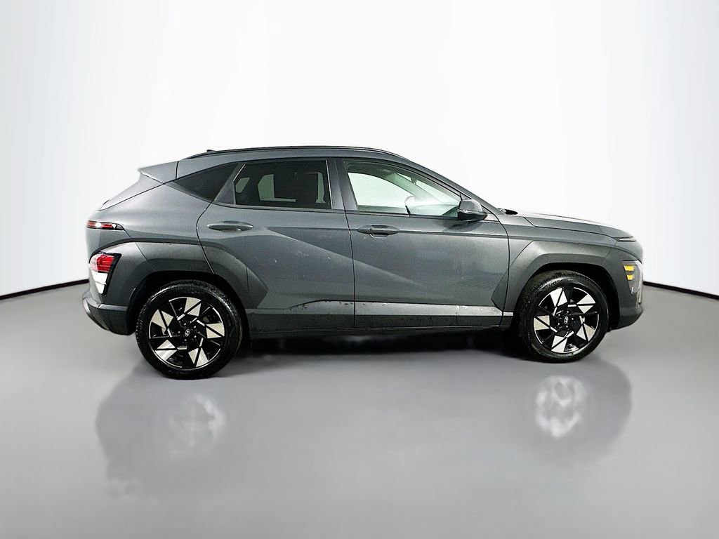 Used 2025 Hyundai Kona SEL image 7