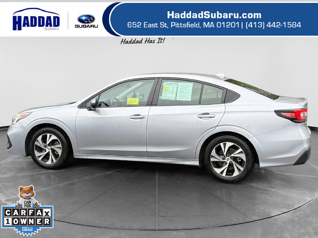 Used 2025 Subaru Legacy Premium AWD/4WD image 2