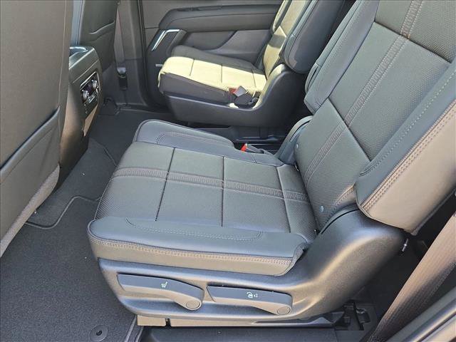 New 2026 Chevrolet Tahoe High Country w/ Sun And Tow Package RWD image 11