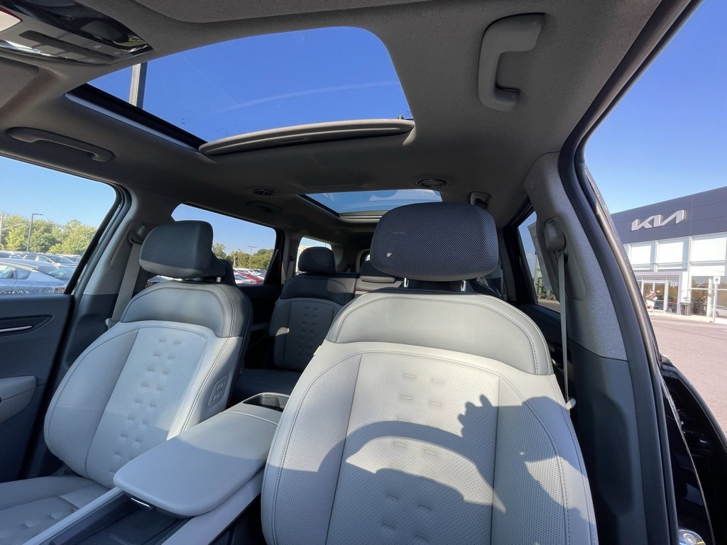New 2026 Kia EV9 Wind image 3