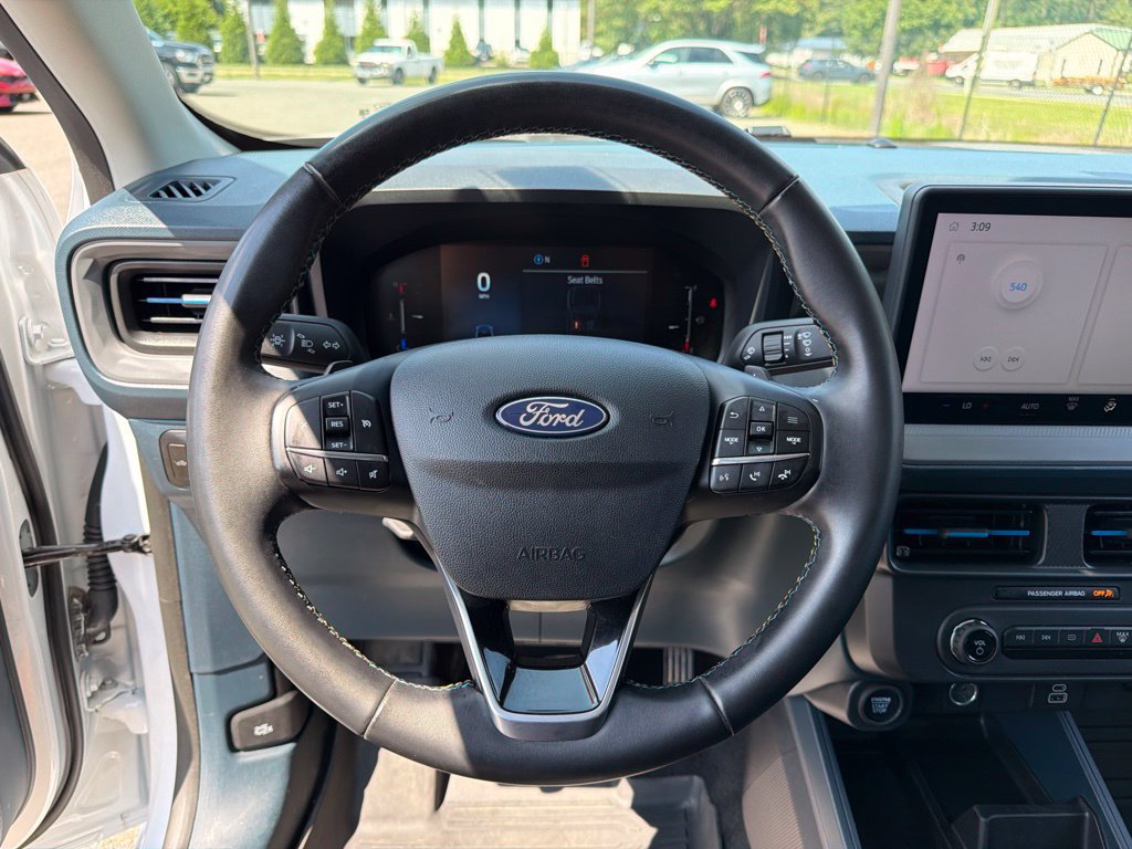Used 2025 Ford Maverick Lobo AWD/4WD image 20