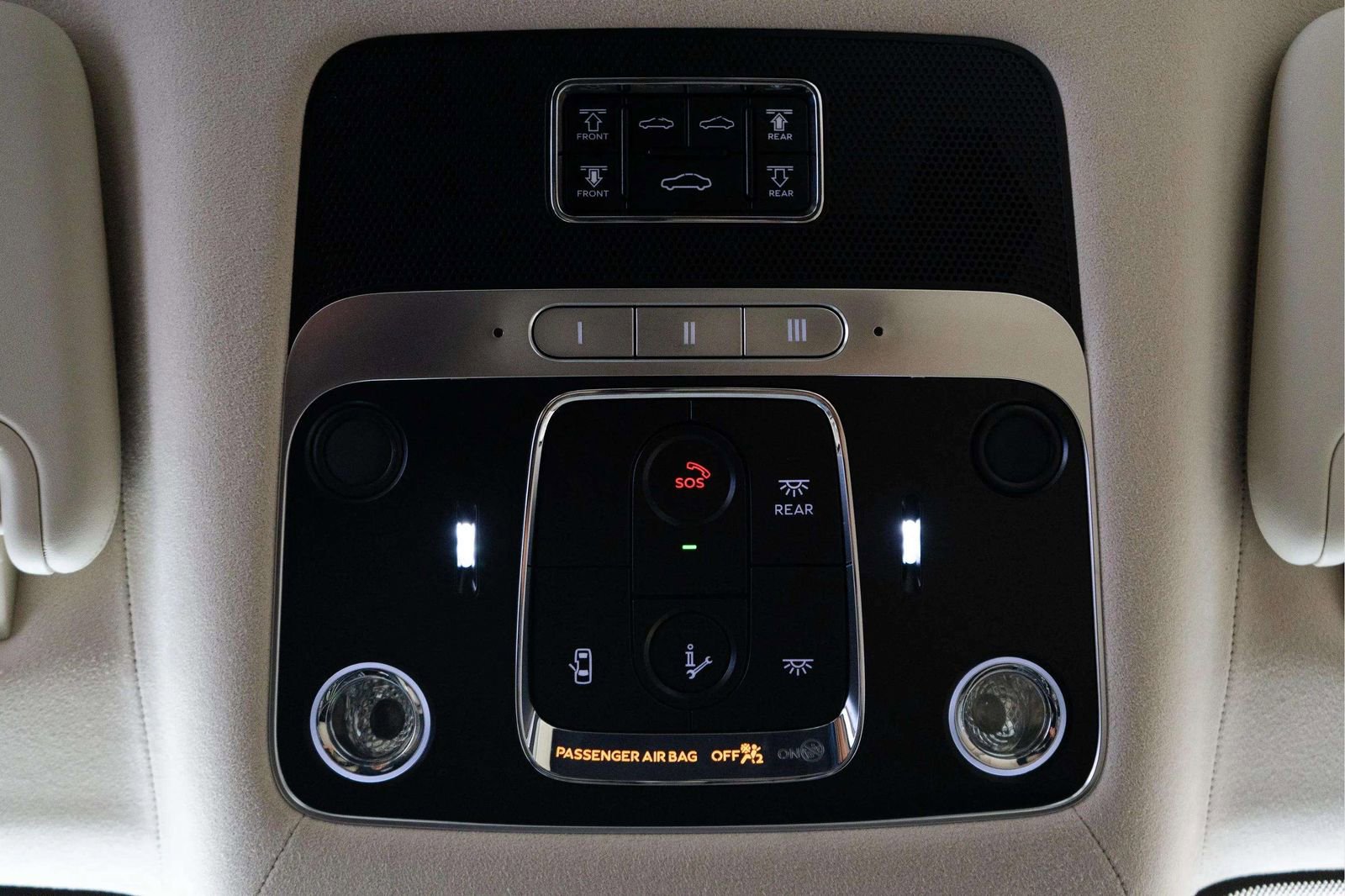 Used 2023 Bentley Flying Spur Azure AWD/4WD image 52