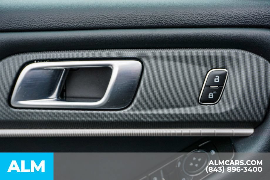 Used 2025 Ford Explorer ST-Line AWD/4WD image 51