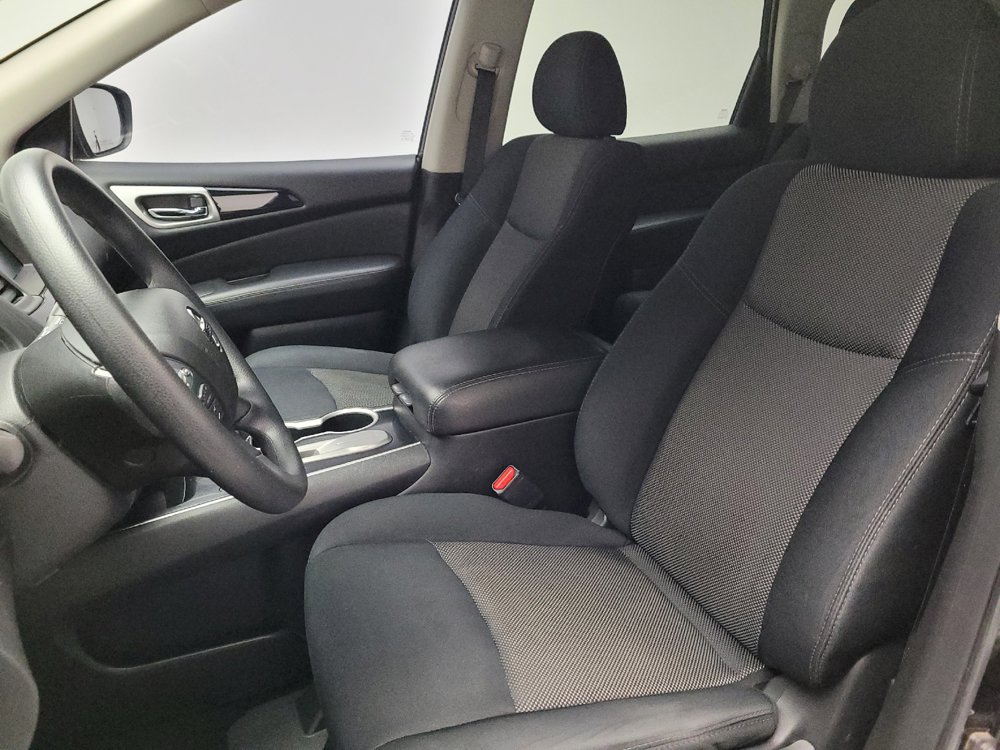 Used 2019 Nissan Pathfinder S FWD image 17