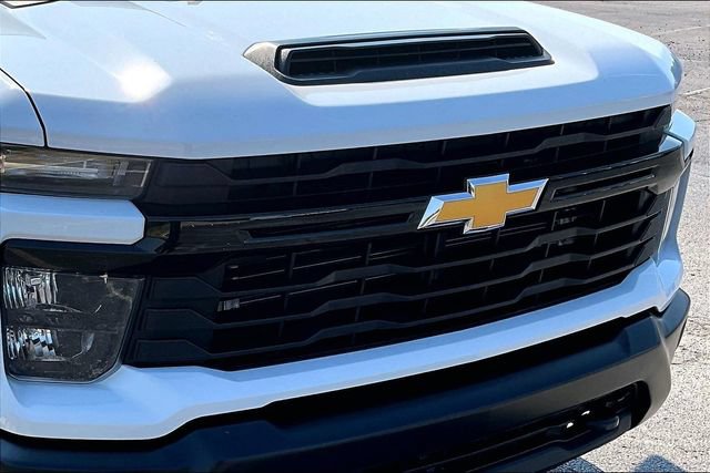 Used 2025 Chevrolet Silverado 2500 W/T w/ WT Convenience Package AWD/4WD image 34