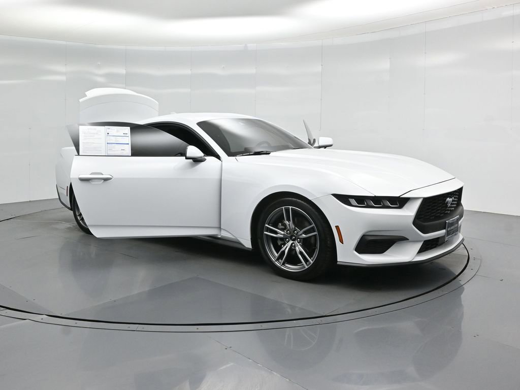 Certified 2024 Ford Mustang Coupe image 28