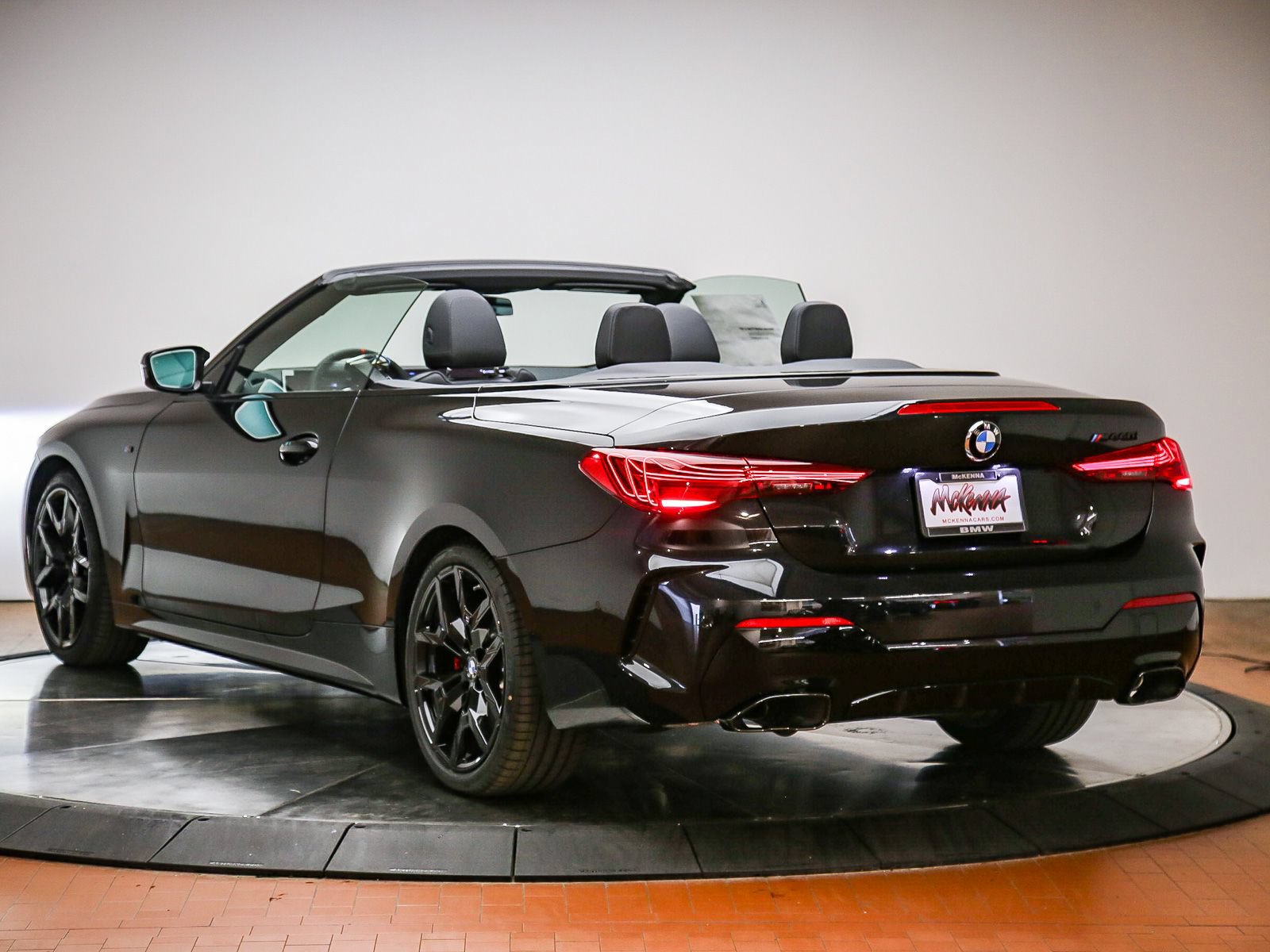 New 2026 BMW M440i Convertible w/ Premium Package RWD image 2