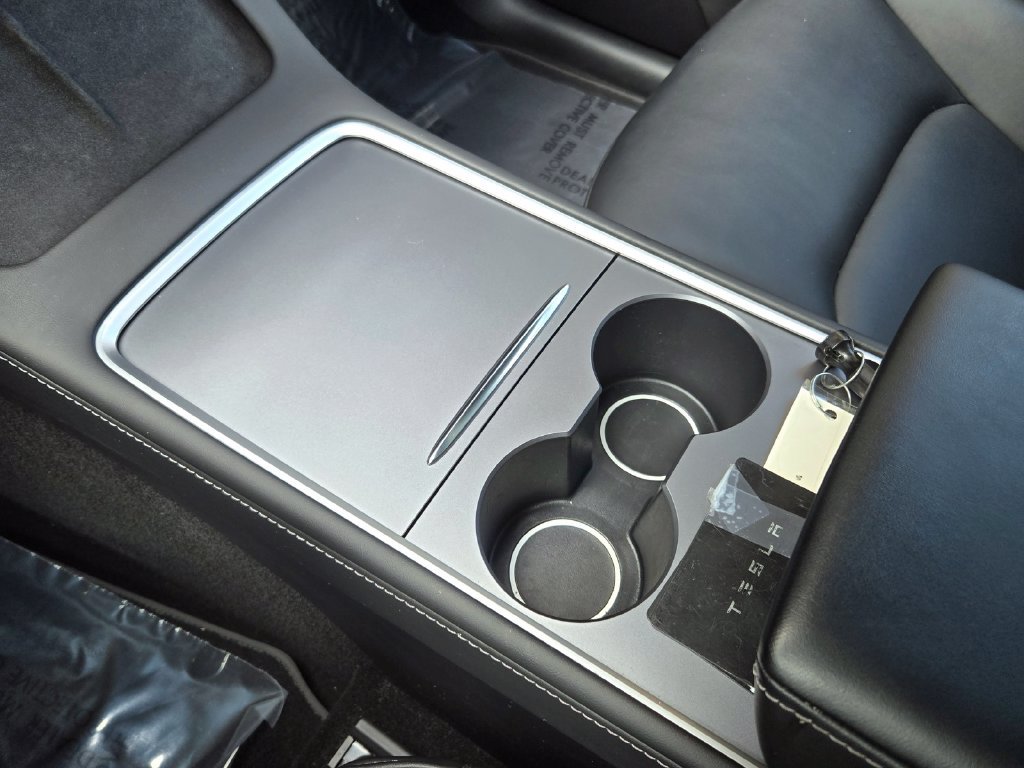 Used 2023 Tesla Model Y Long Range AWD/4WD image 17