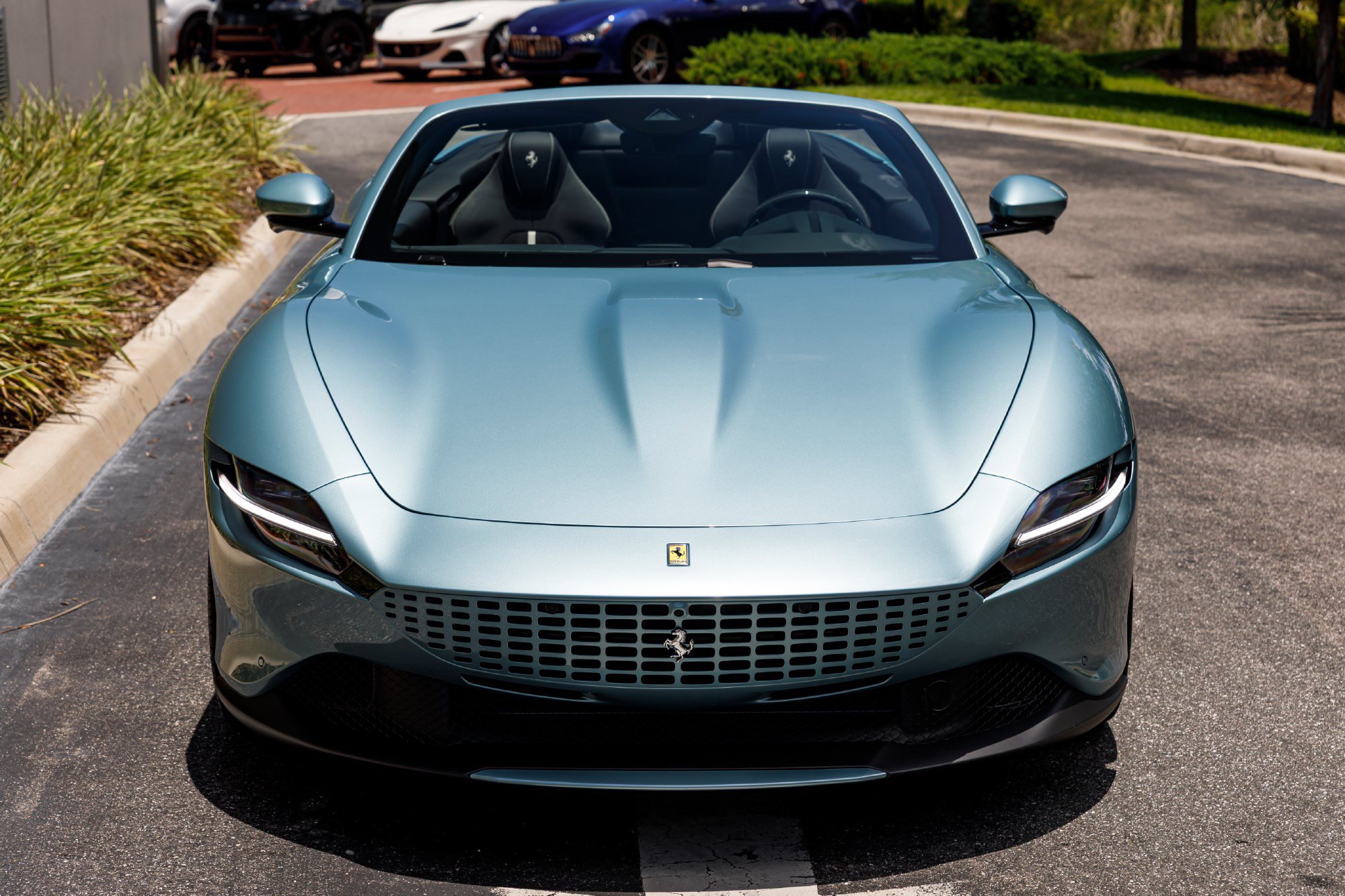 Used 2026 Ferrari Roma Spider RWD image 8
