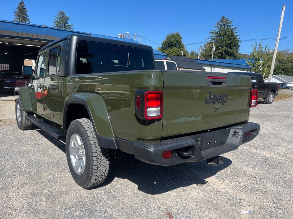 Used 2022 Jeep Gladiator Sport AWD/4WD image 10