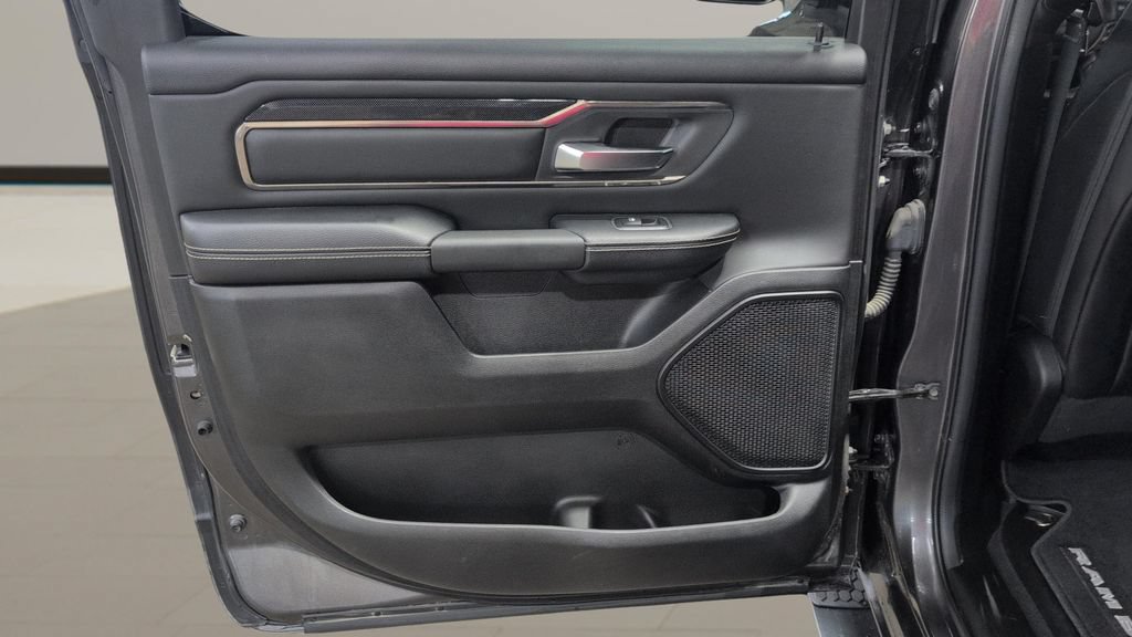 Used 2019 RAM 1500 Sport w/ Level 2 Equipment Group AWD/4WD image 17