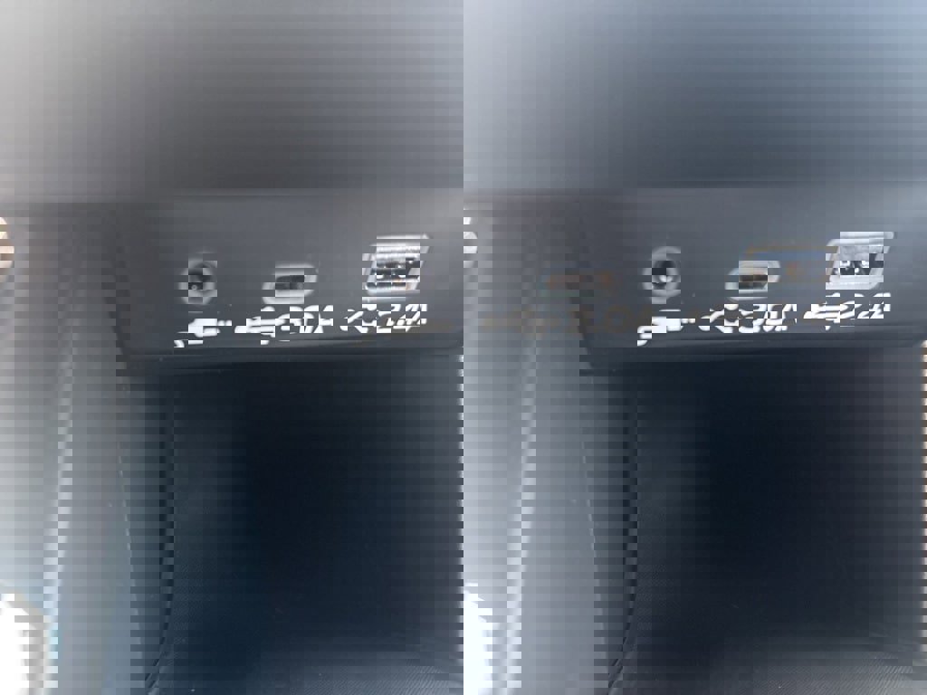 New 2025 Subaru Outback Touring XT image 27