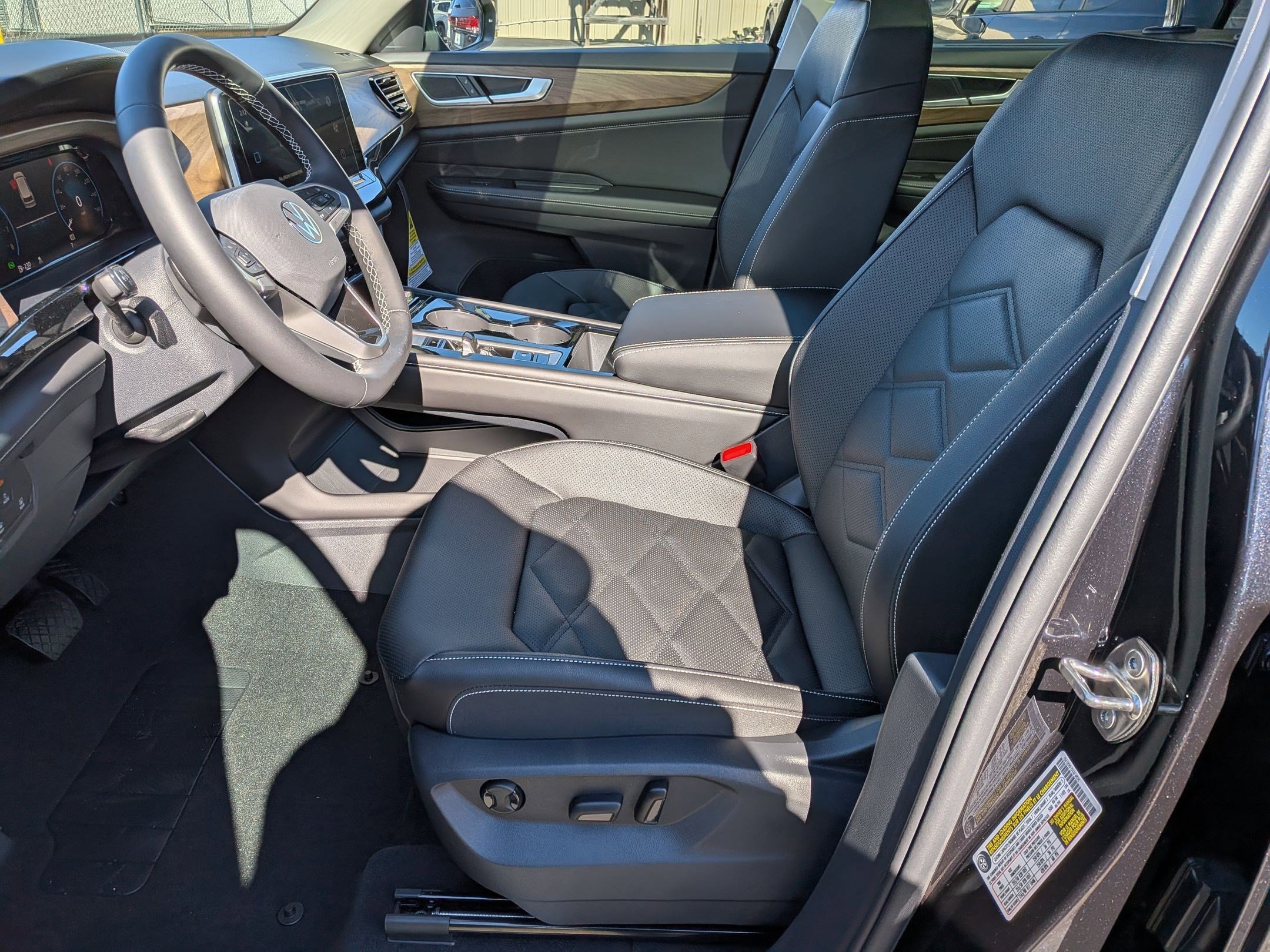 New 2026 Volkswagen Atlas SE AWD/4WD image 14