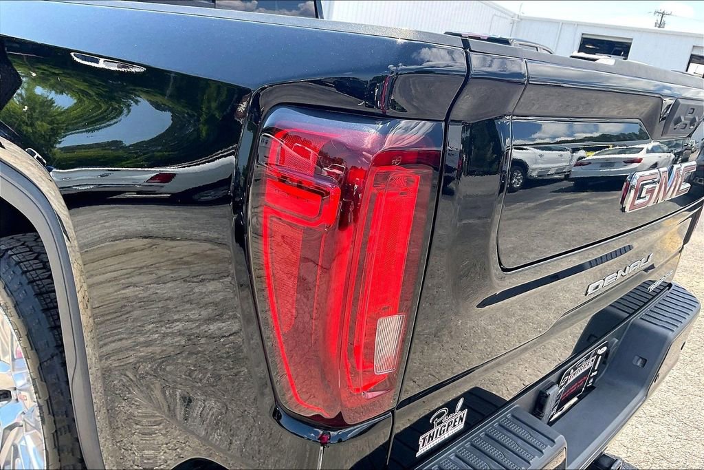 Used 2022 GMC Sierra 1500 Denali AWD/4WD image 24