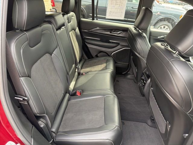 Certified 2022 Jeep Grand Cherokee Altitude image 12