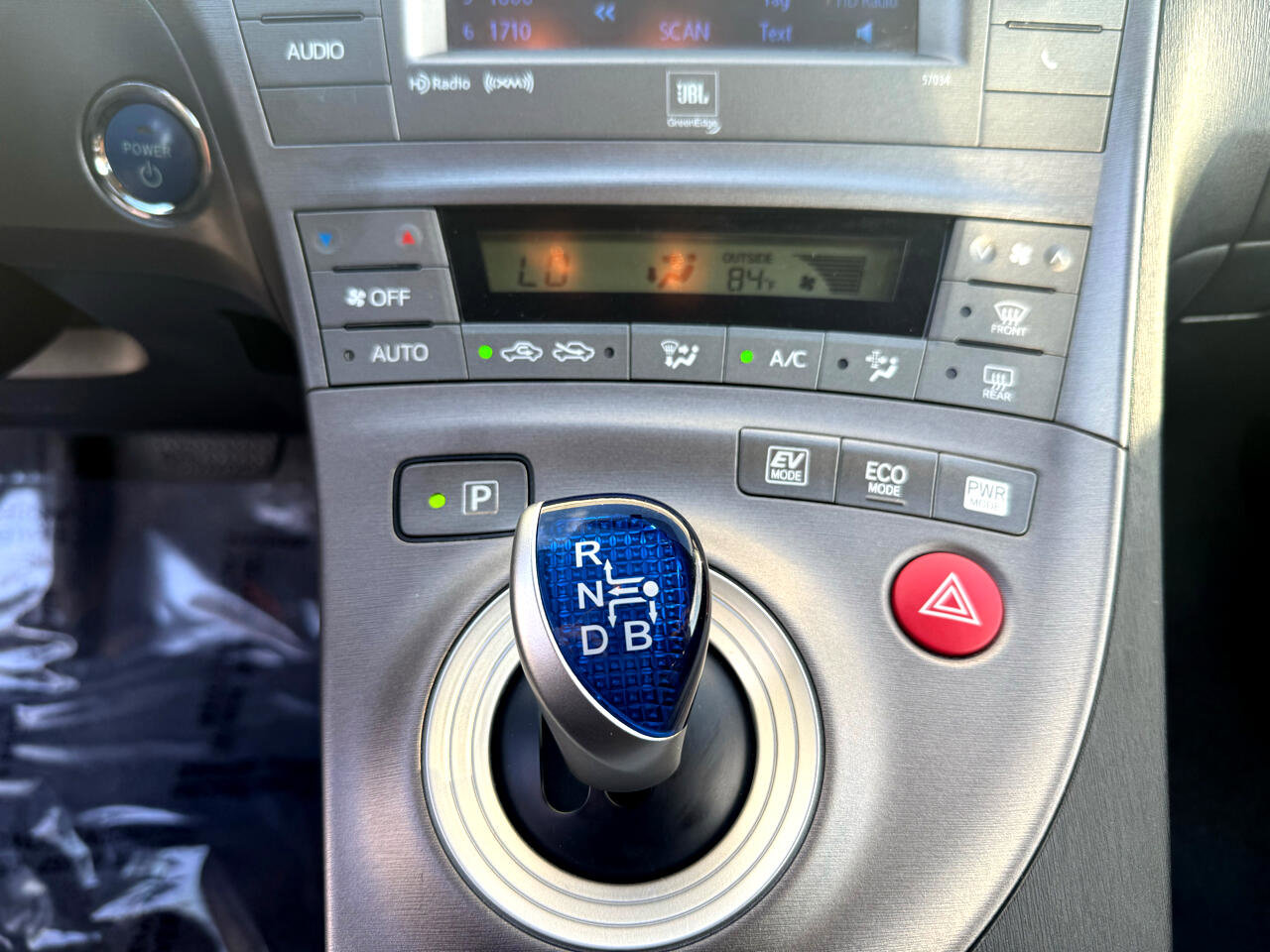 Used 2014 Toyota Prius Three image 25