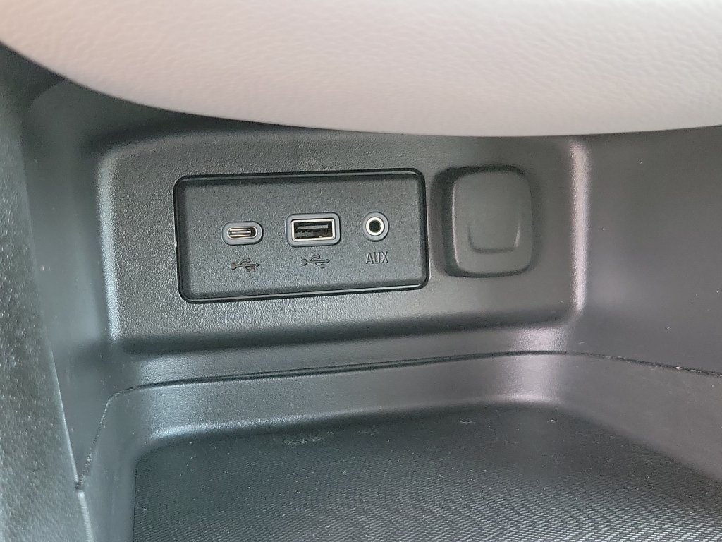 Used 2024 Chevrolet Equinox LS w/ LS Convenience Package AWD/4WD image 26