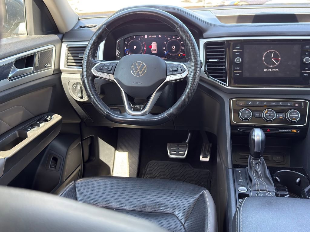 Used 2022 Volkswagen Atlas SEL Premium image 27