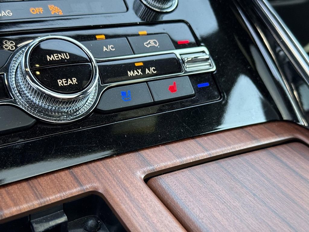 Used 2024 Lincoln Navigator Reserve image 38