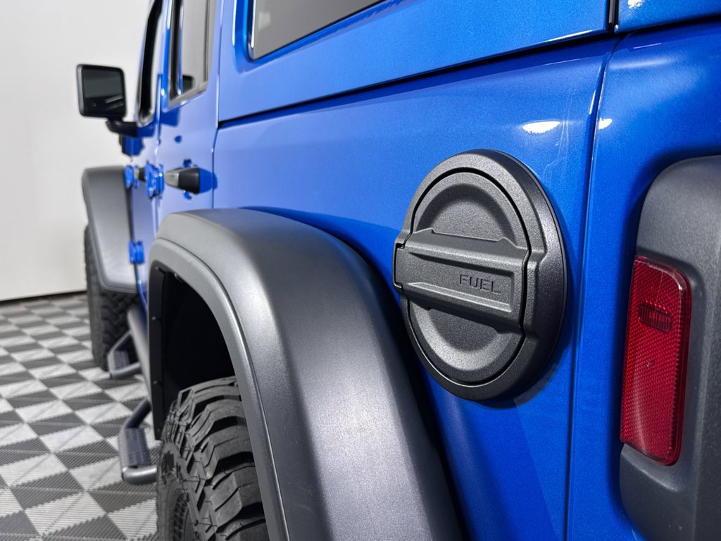 Used 2024 Jeep Wrangler Willys image 30
