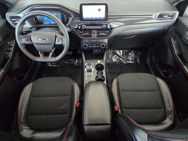 Used 2025 Ford Escape ST-Line image 16