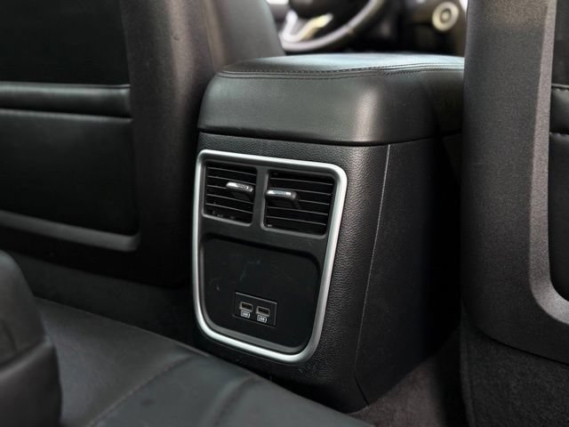 Used 2017 Chrysler 300 Touring w/ Value Package RWD image 21