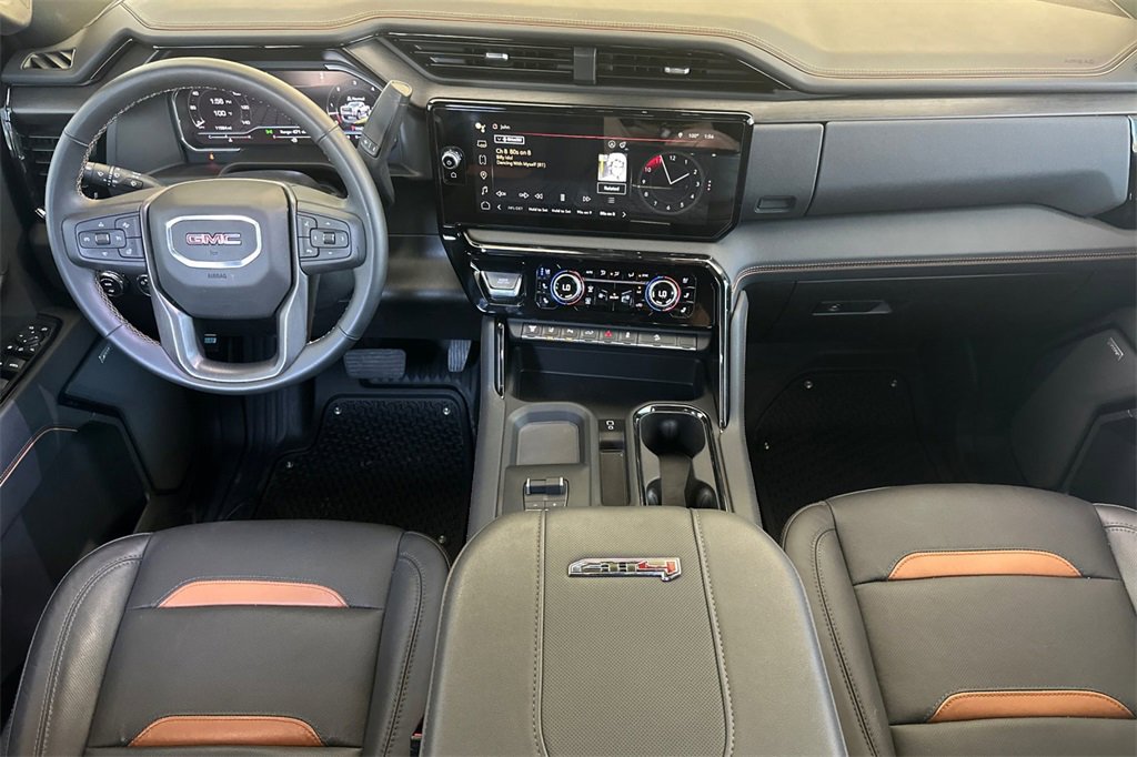 Used 2025 GMC Sierra 3500 AT4 w/ AT4 Premium Plus Package image 14
