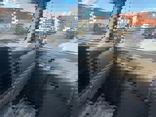 Used 2000 Chevrolet Suburban LS w/ LS Preferred Equipment Group image 23