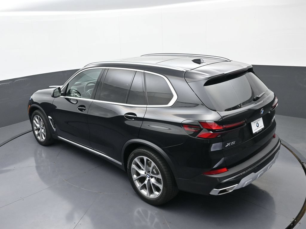 Used 2026 BMW X5 xDrive40i AWD/4WD image 34