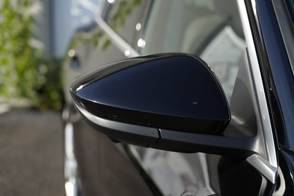 Used 2019 Audi e-tron Prestige AWD/4WD image 9
