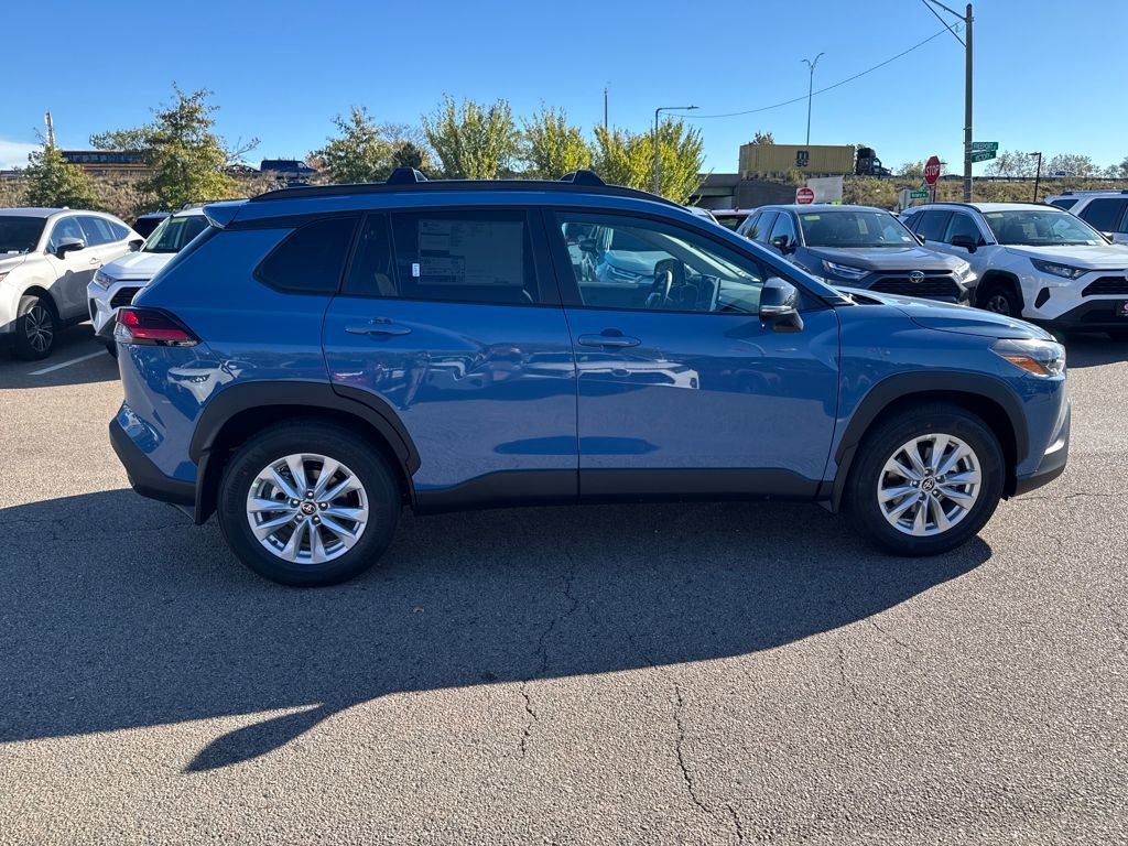 New 2026 Toyota Corolla Cross LE w/ Moonroof Package image 8