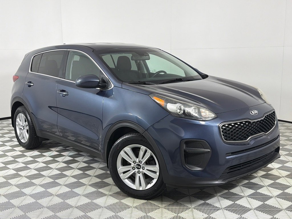 Used 2017 Kia Sportage LX FWD image 2