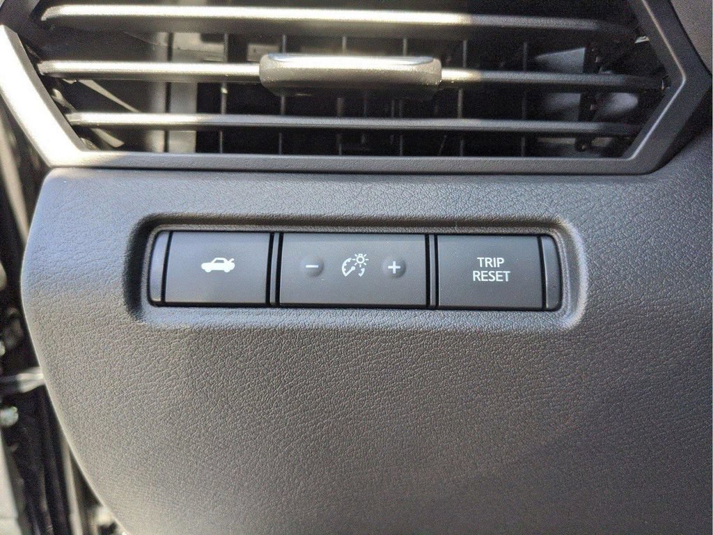 New 2025 Nissan Altima 2.5 SV w/ SV Special Edition Package FWD image 30