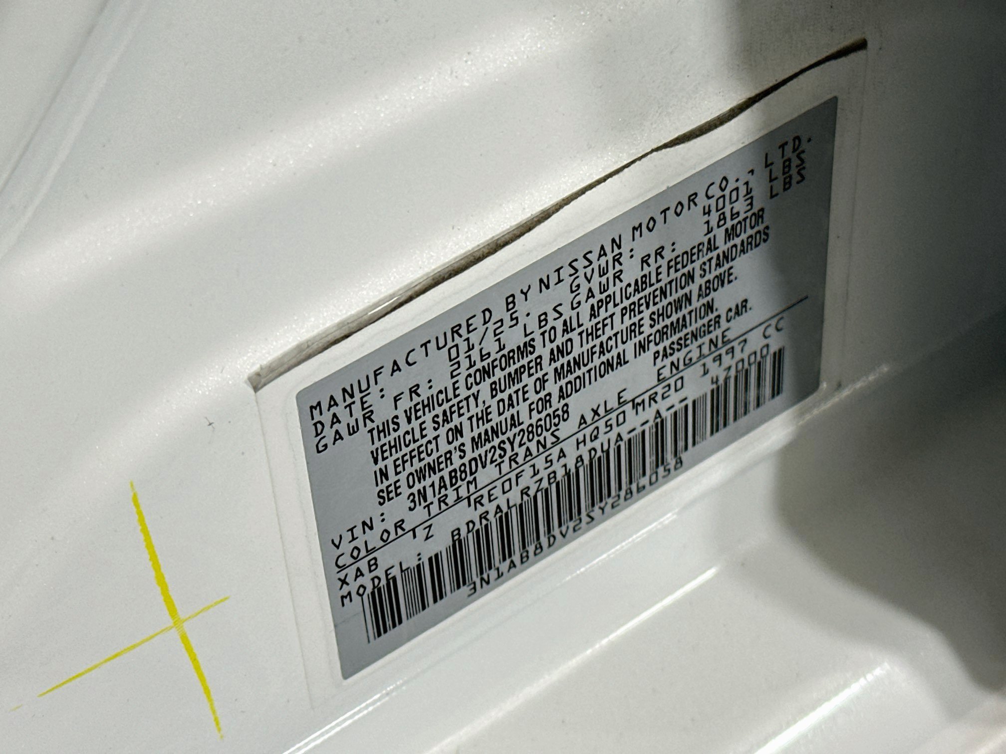 Used 2025 Nissan Sentra SR FWD image 12