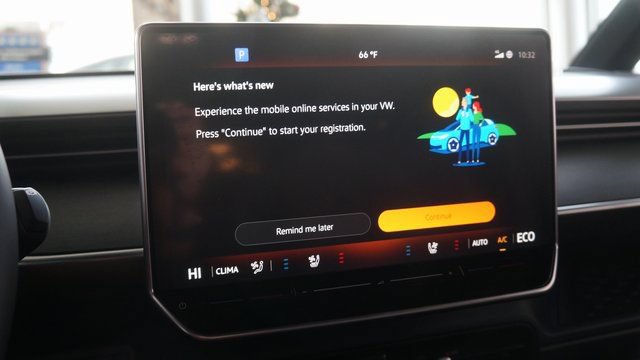 New 2025 Volkswagen ID. Buzz Pro S RWD image 13