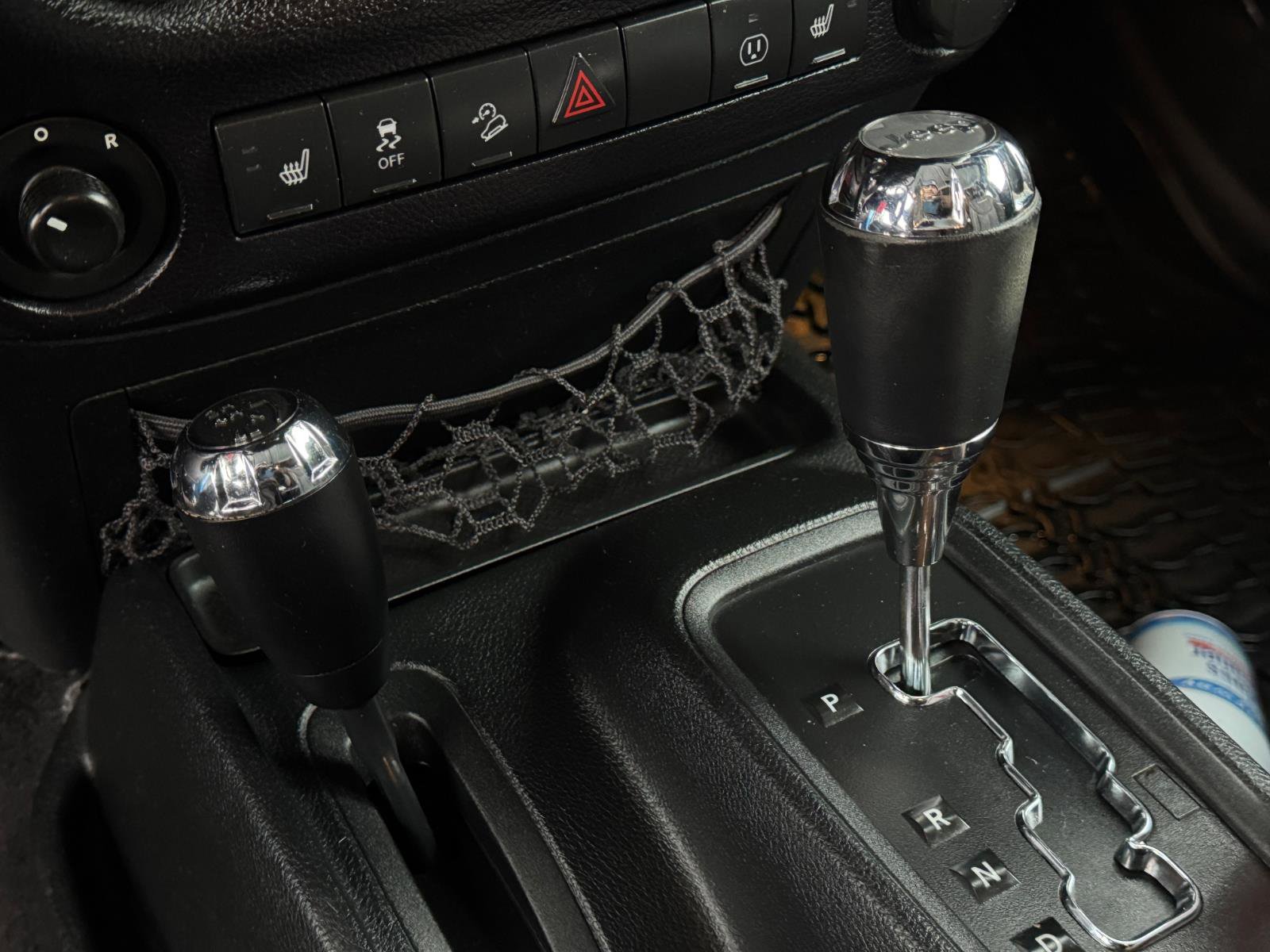 Used 2016 Jeep Wrangler Unlimited Sahara image 17