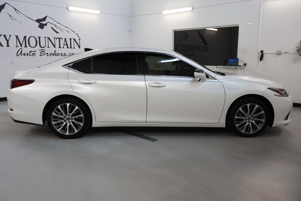 Used 2019 Lexus ES 350 w/ Premium Package FWD image 8