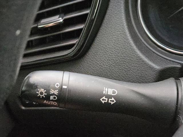 Used 2019 Nissan Rogue S FWD image 20