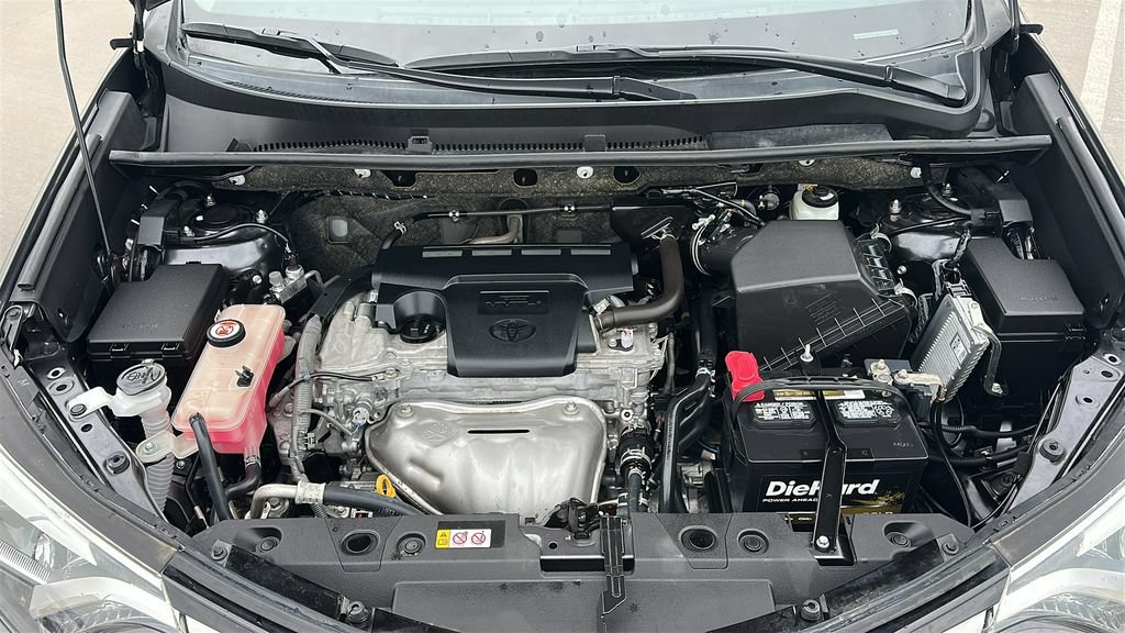 Used 2018 Toyota RAV4 Limited FWD image 3