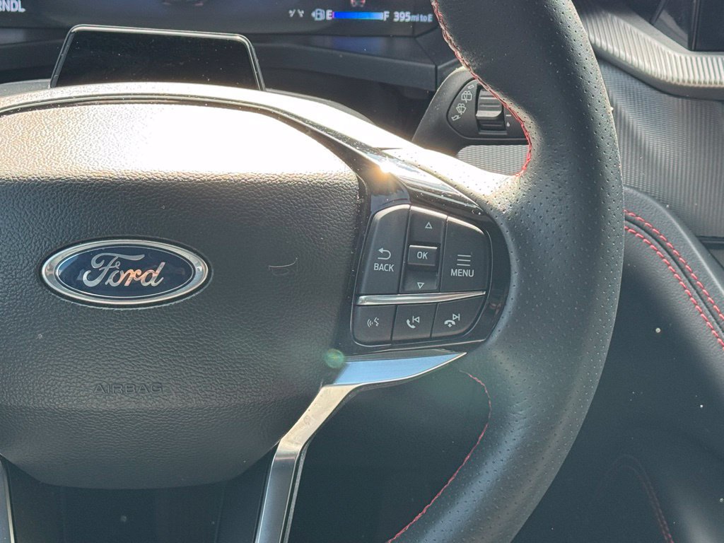 Used 2025 Ford Explorer ST-Line AWD/4WD image 19