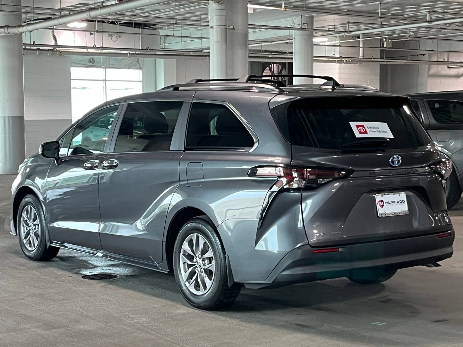Used 2025 Toyota Sienna XLE w/ XLE Plus Package AWD/4WD image 8