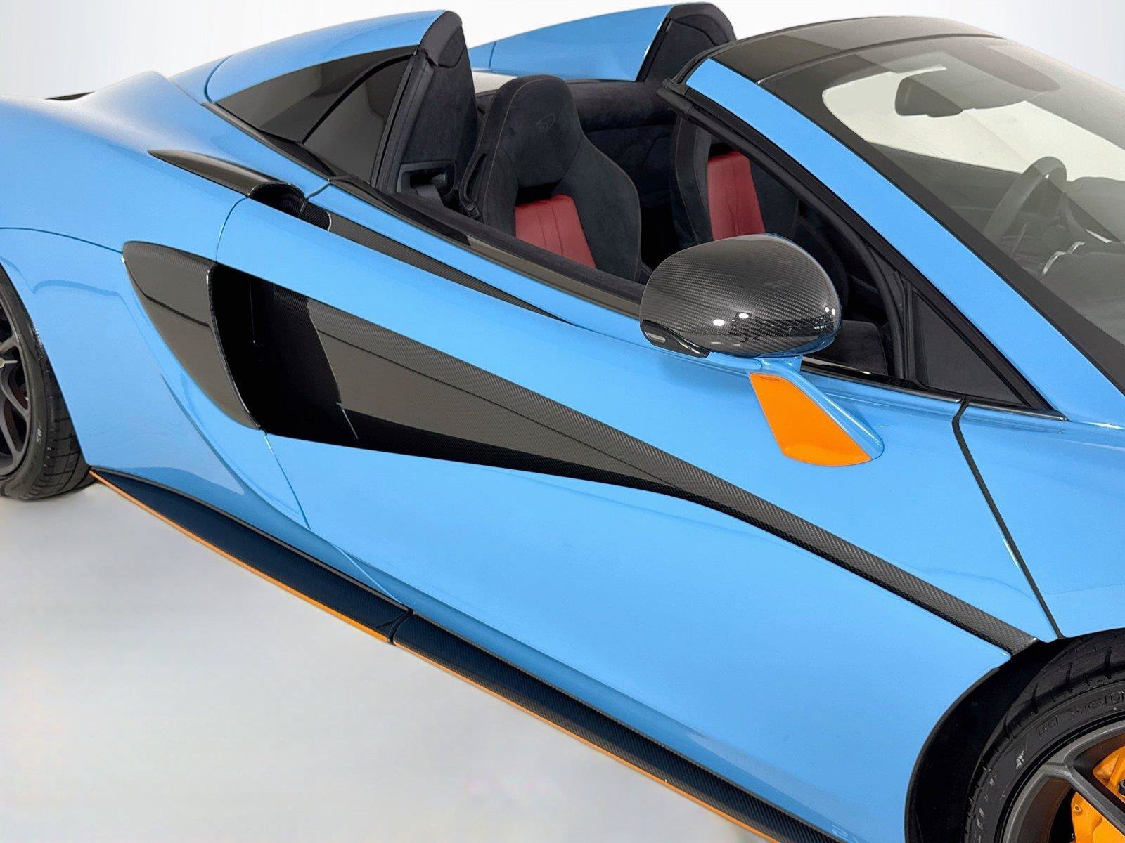 Used 2018 McLaren 570S Spider RWD image 30