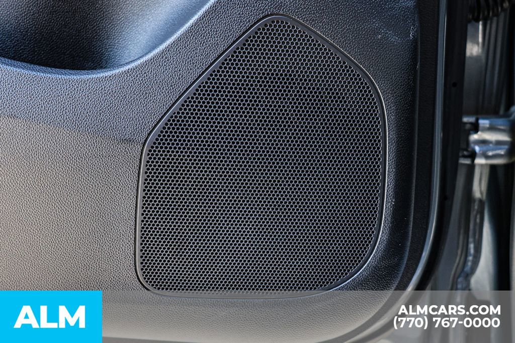 Used 2025 Buick Envista Preferred image 47