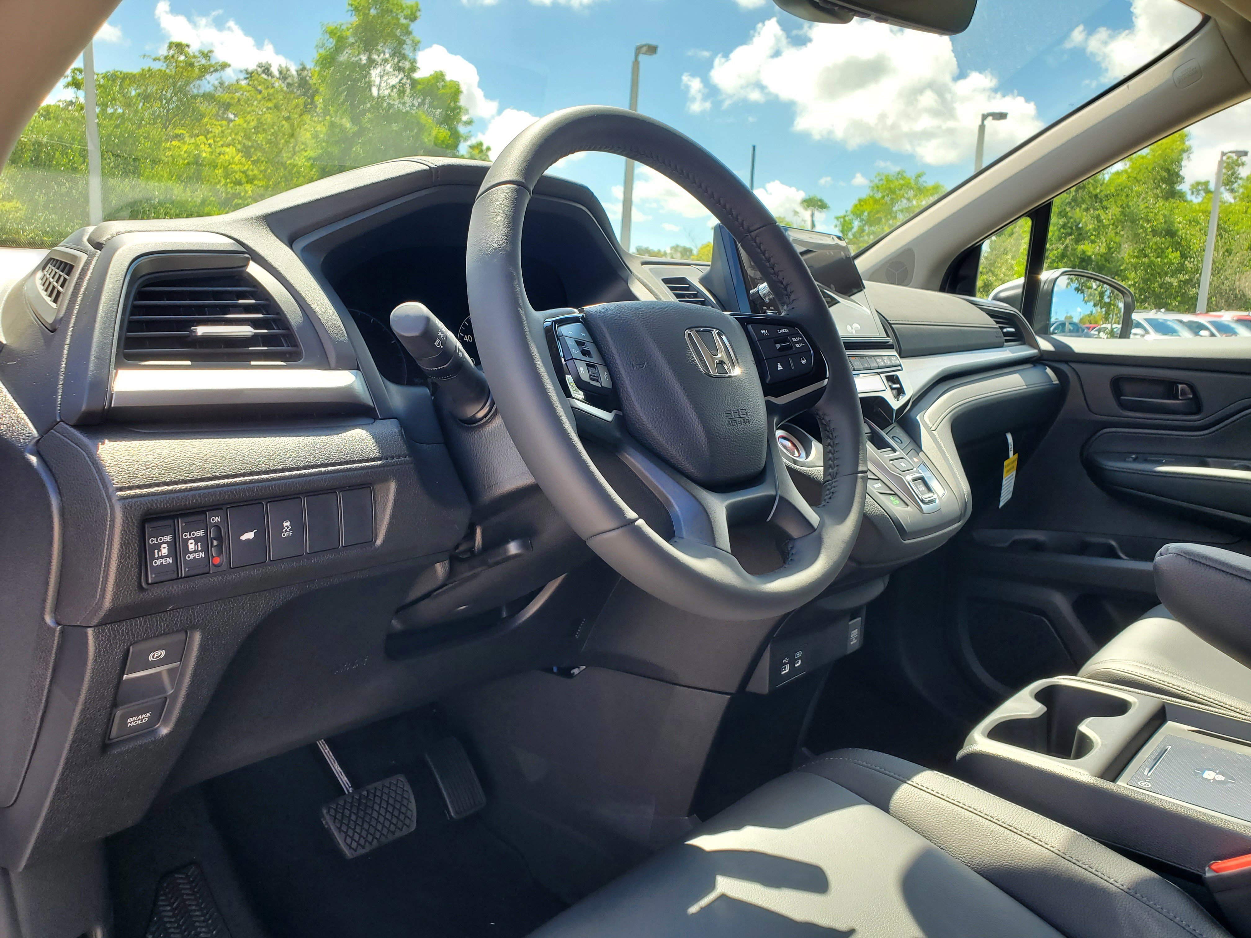 New 2026 Honda Odyssey EX-L image 25