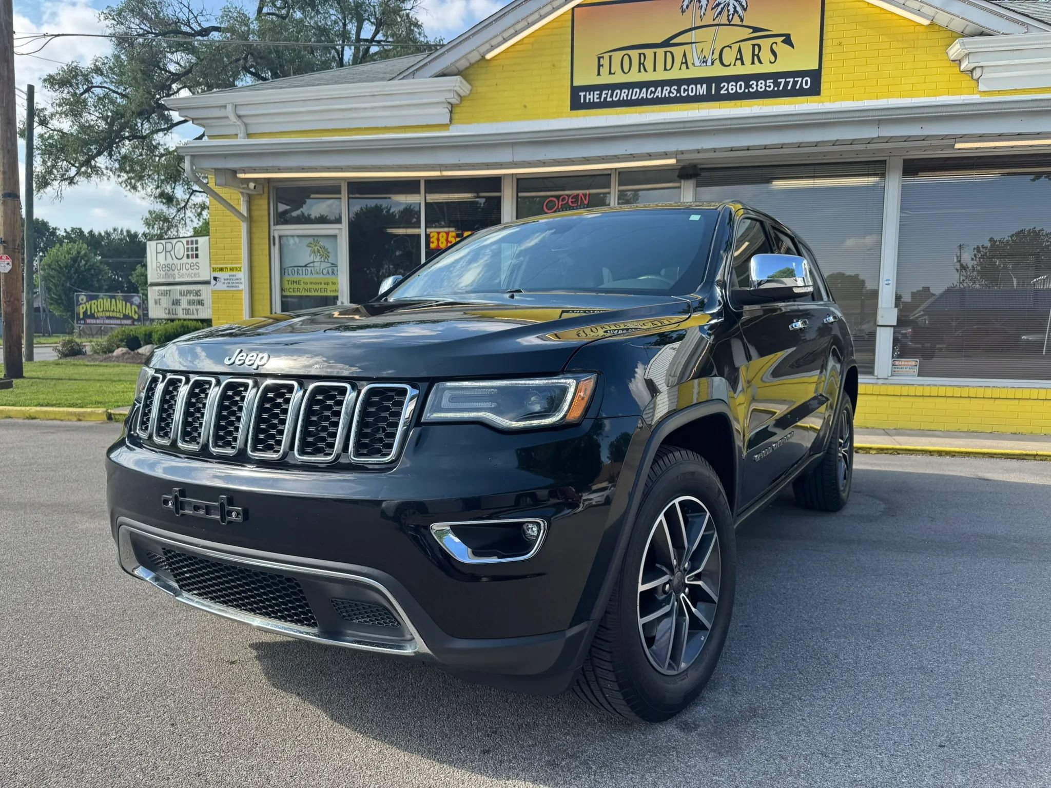 Used 2019 Jeep Grand Cherokee Limited w/ Luxury Group II AWD/4WD image 1