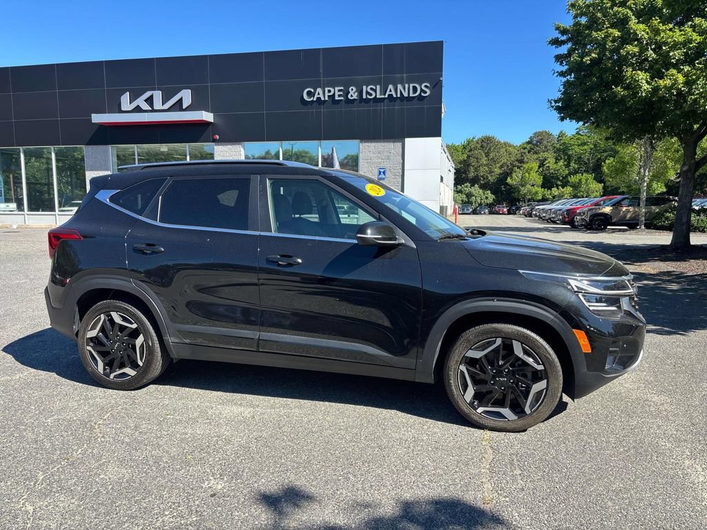Certified 2024 Kia Seltos SX w/ SX Sunroof Package AWD/4WD image 2