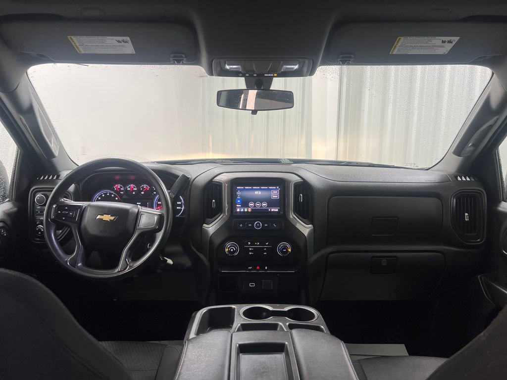 Used 2020 Chevrolet Silverado 1500 Custom w/ Custom Value Package image 14