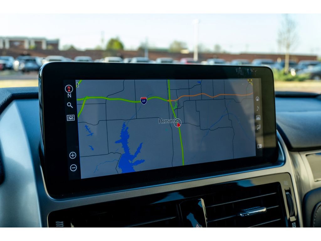 Used 2023 Lexus GX 460 Luxury w/ Accessory Package image 24