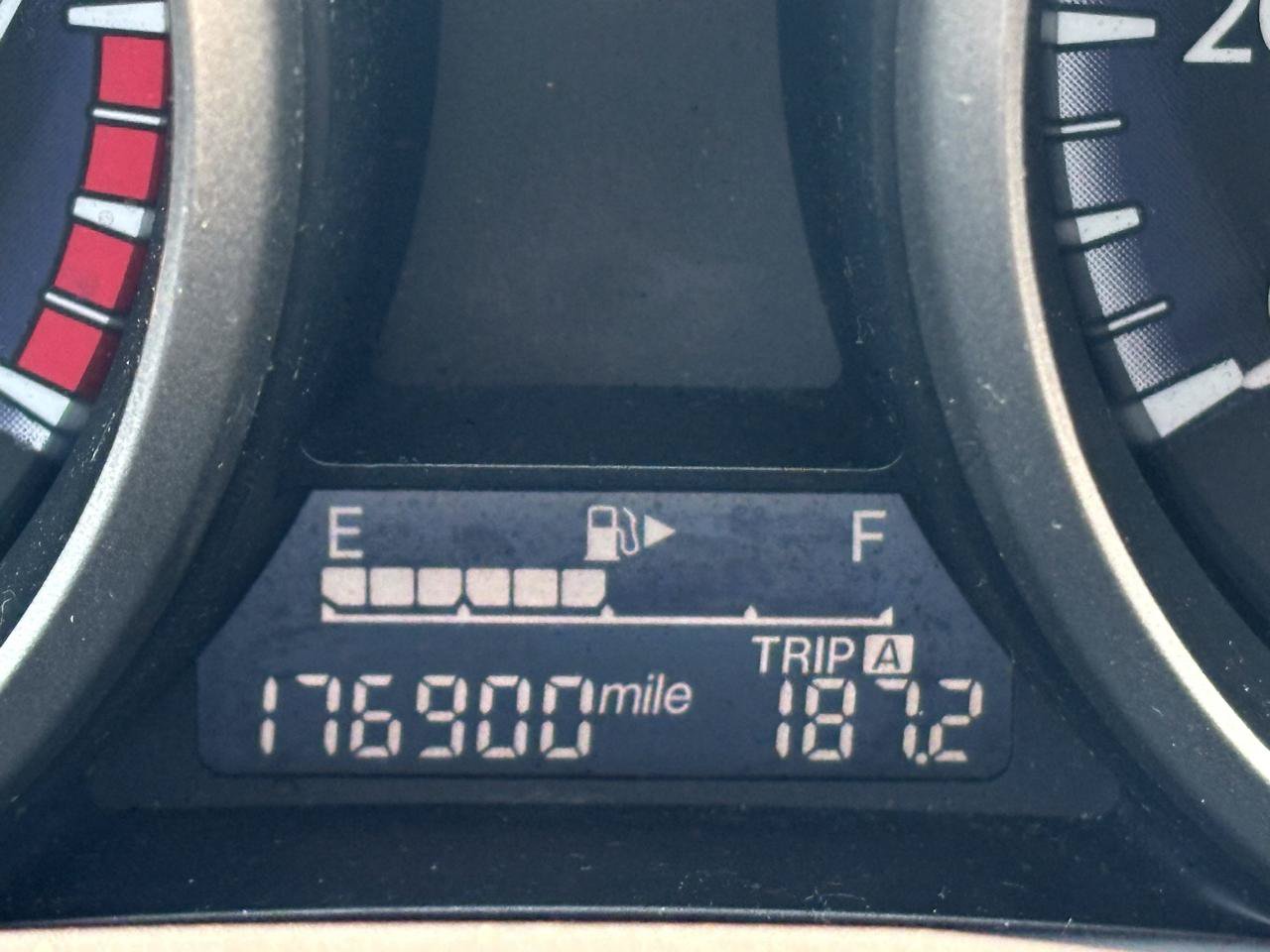 Used 2013 MAZDA MAZDA3 i SV FWD image 12