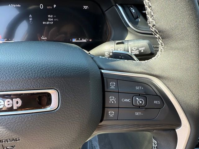 New 2025 Jeep Grand Cherokee Altitude image 17